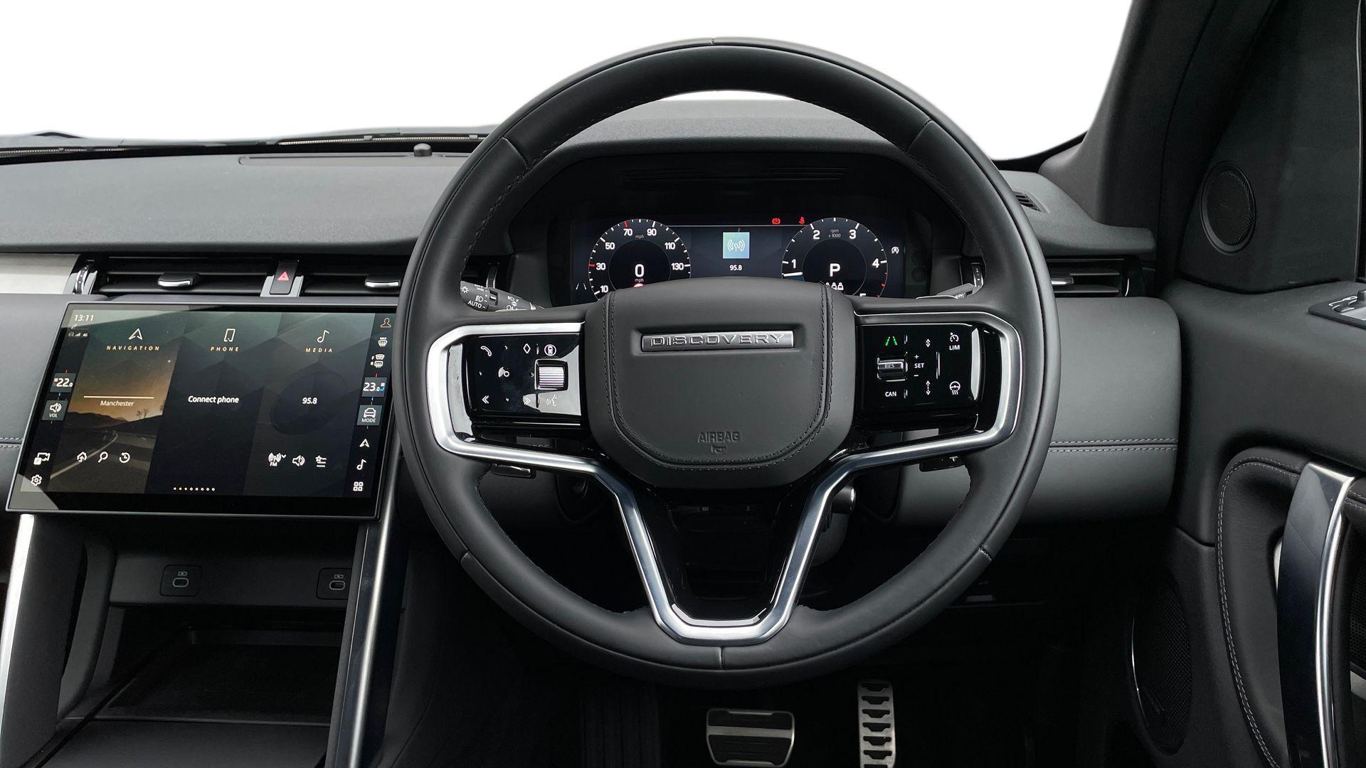 Land Rover Discovery Sport view 15