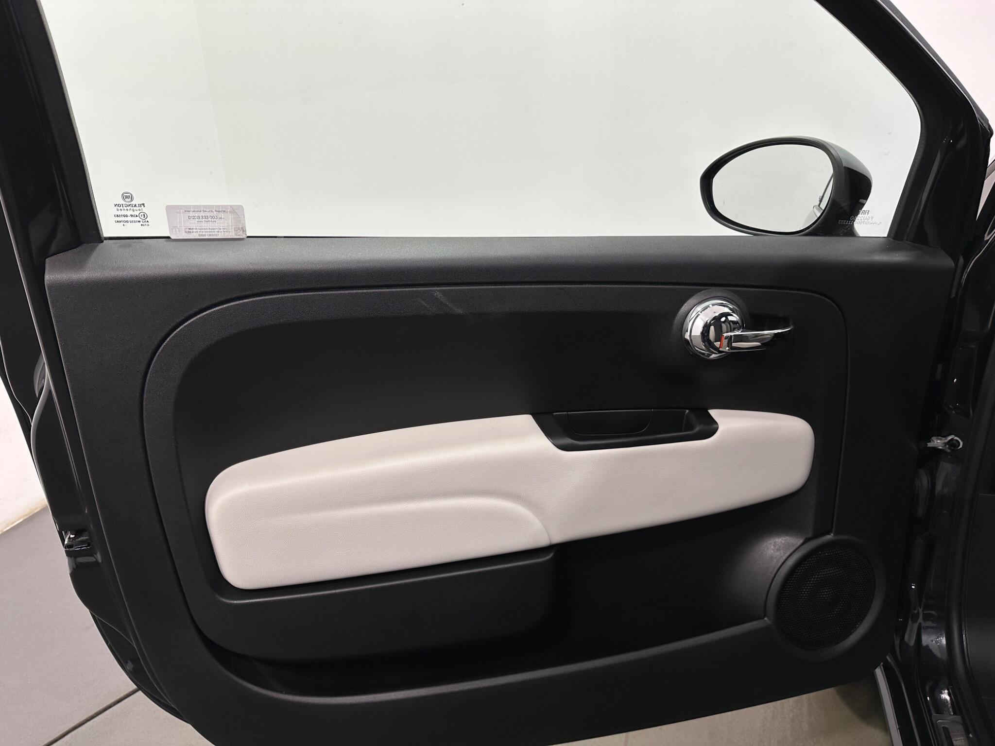 Fiat 500c view 34