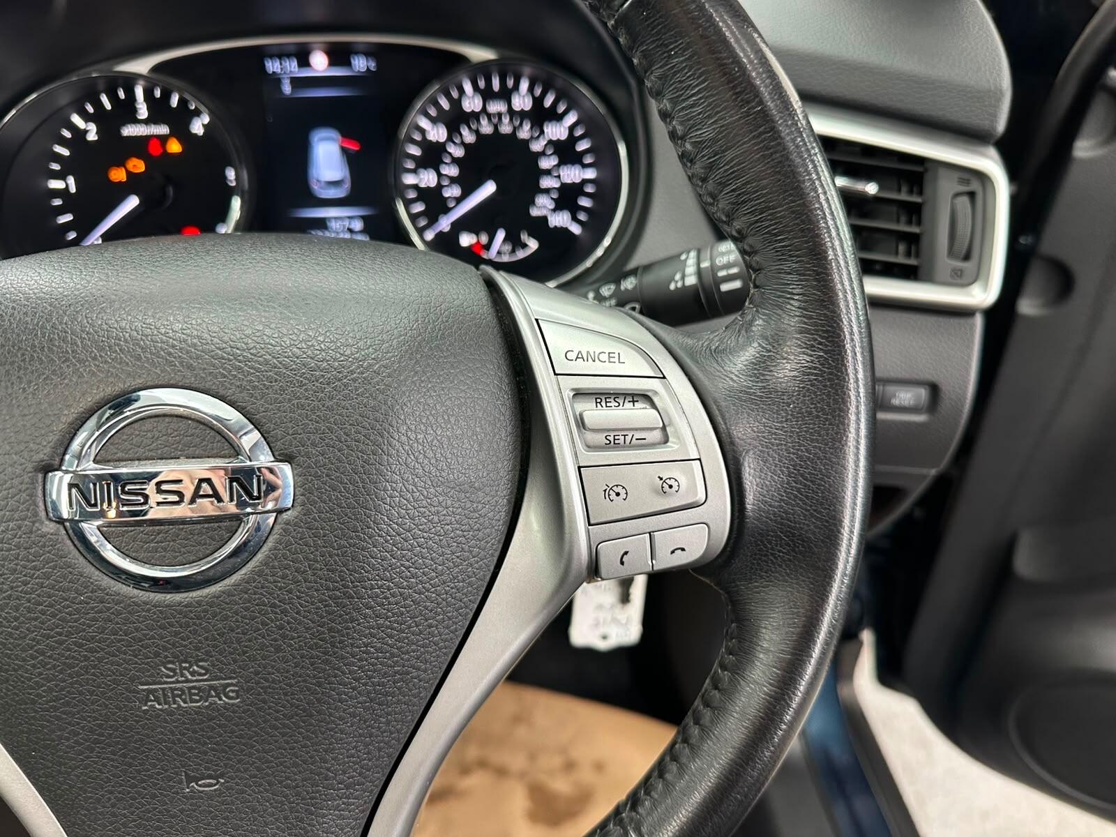 Nissan X-Trail view 34