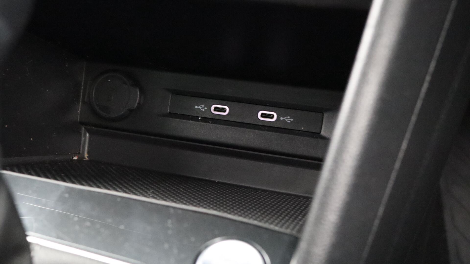 Volkswagen Tiguan view 34