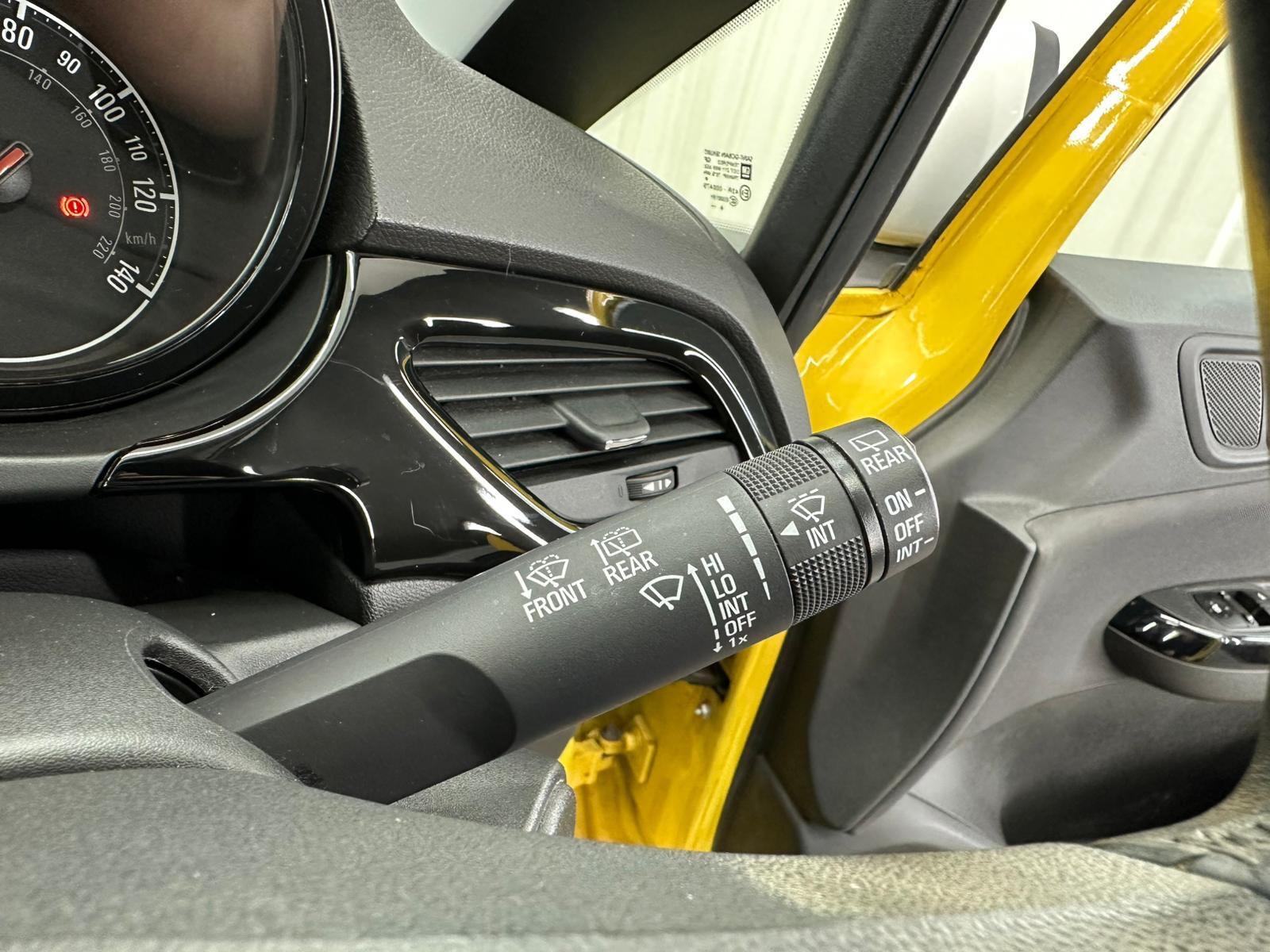 Vauxhall Corsa view 36