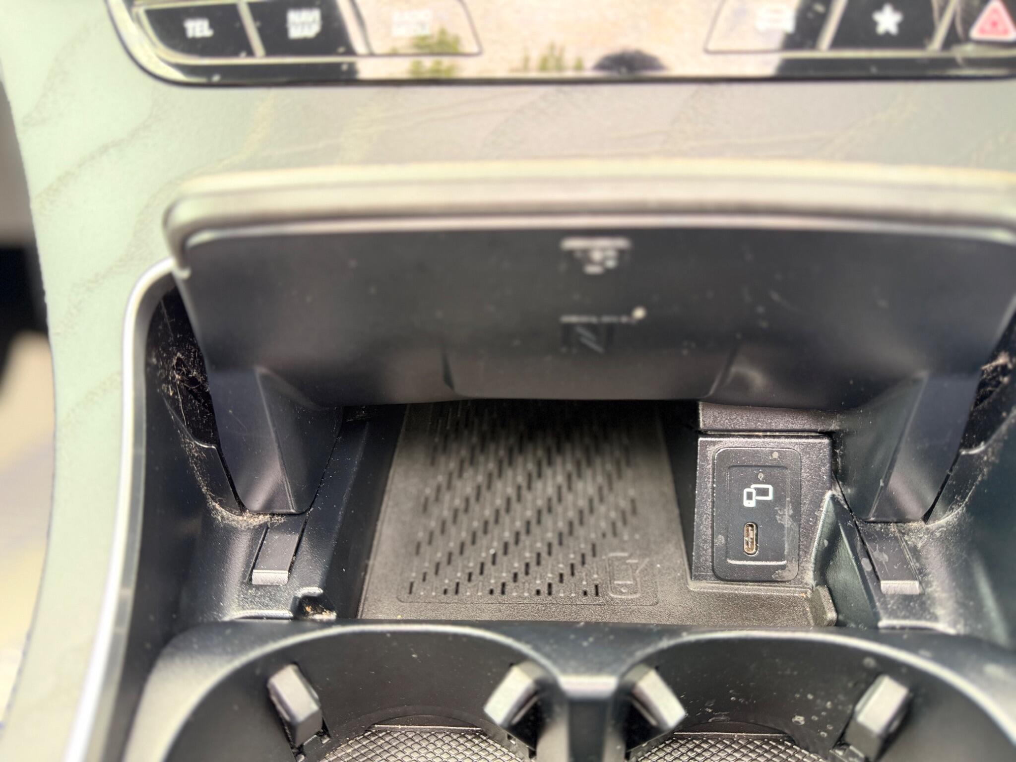 Mercedes-Benz GLC view 35