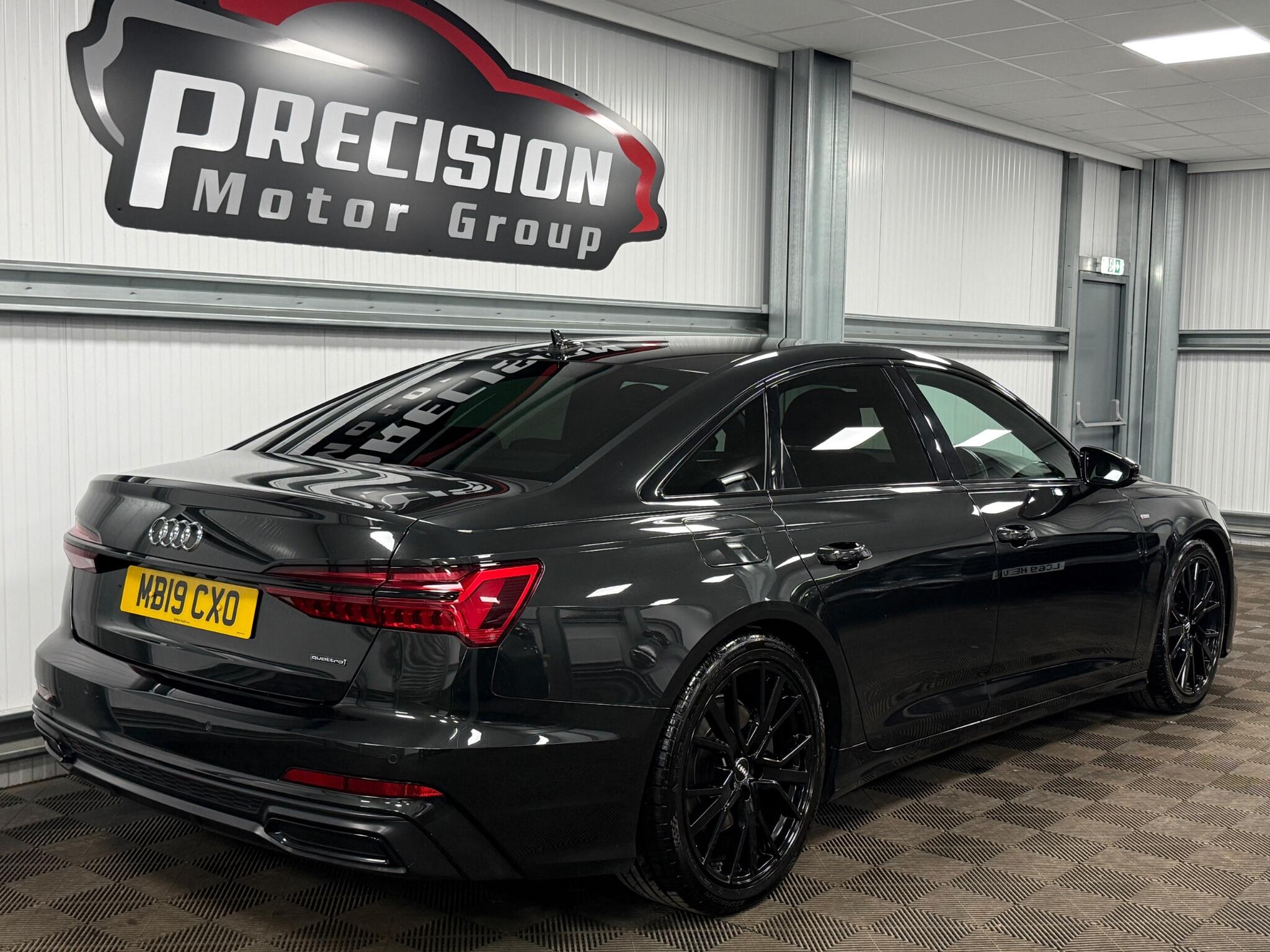 Audi A6 view 12