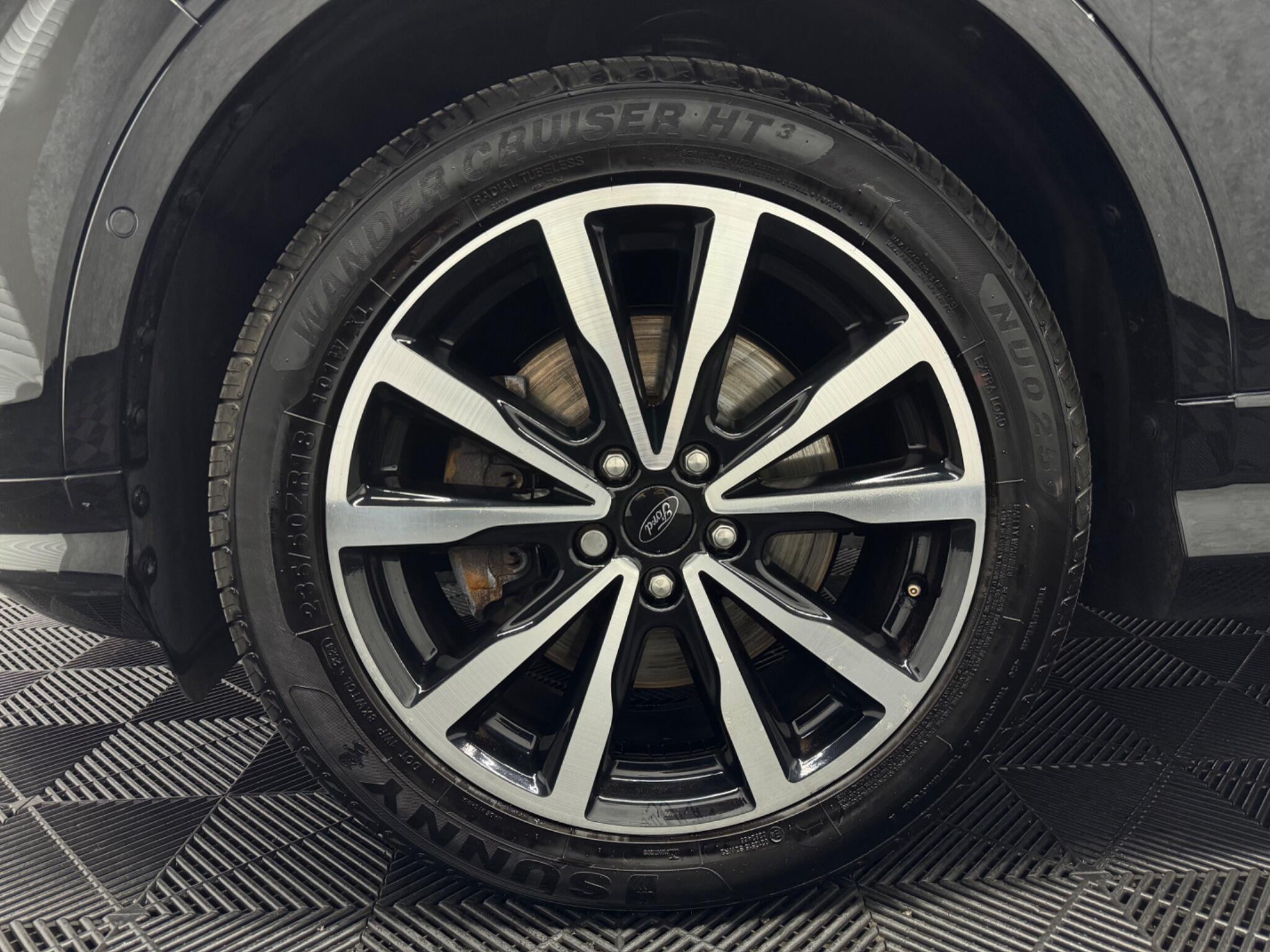 Ford Kuga view 28
