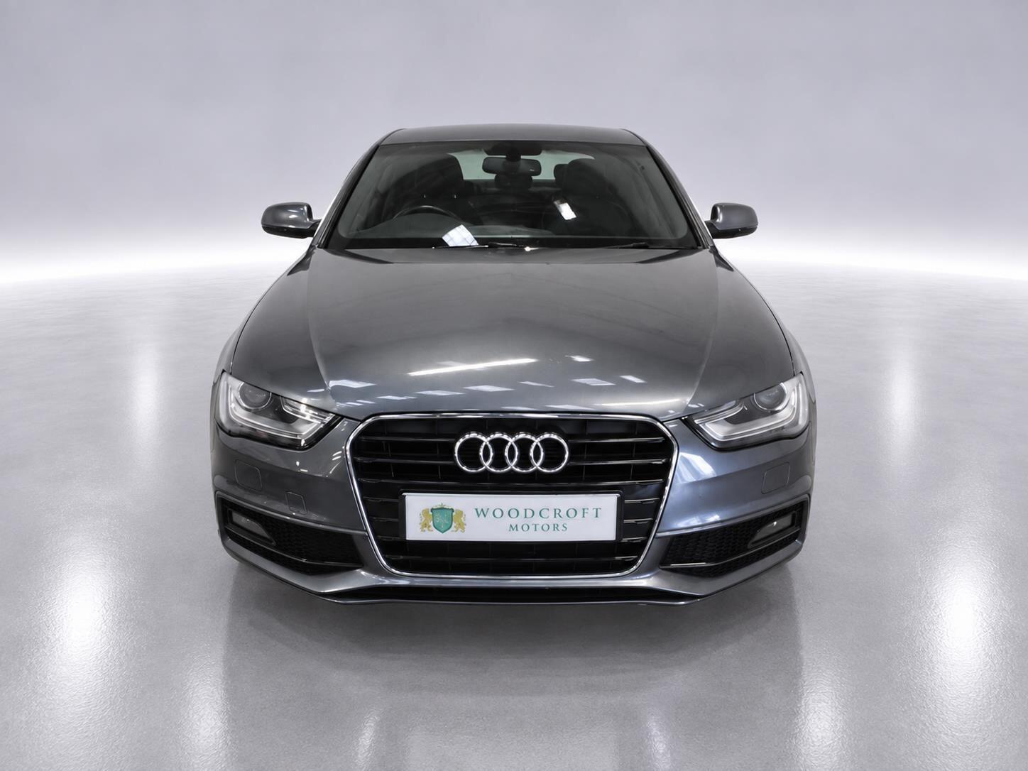 Audi A4 view 13