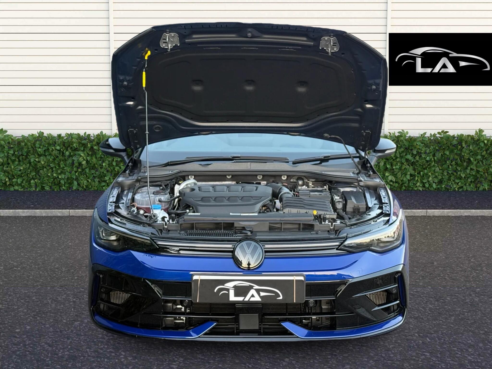 Volkswagen Golf view 13