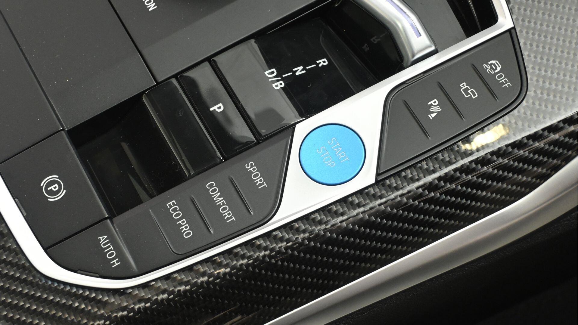 BMW i4 view 20