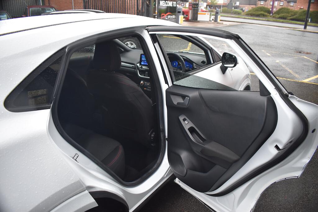 Ford Puma view 29