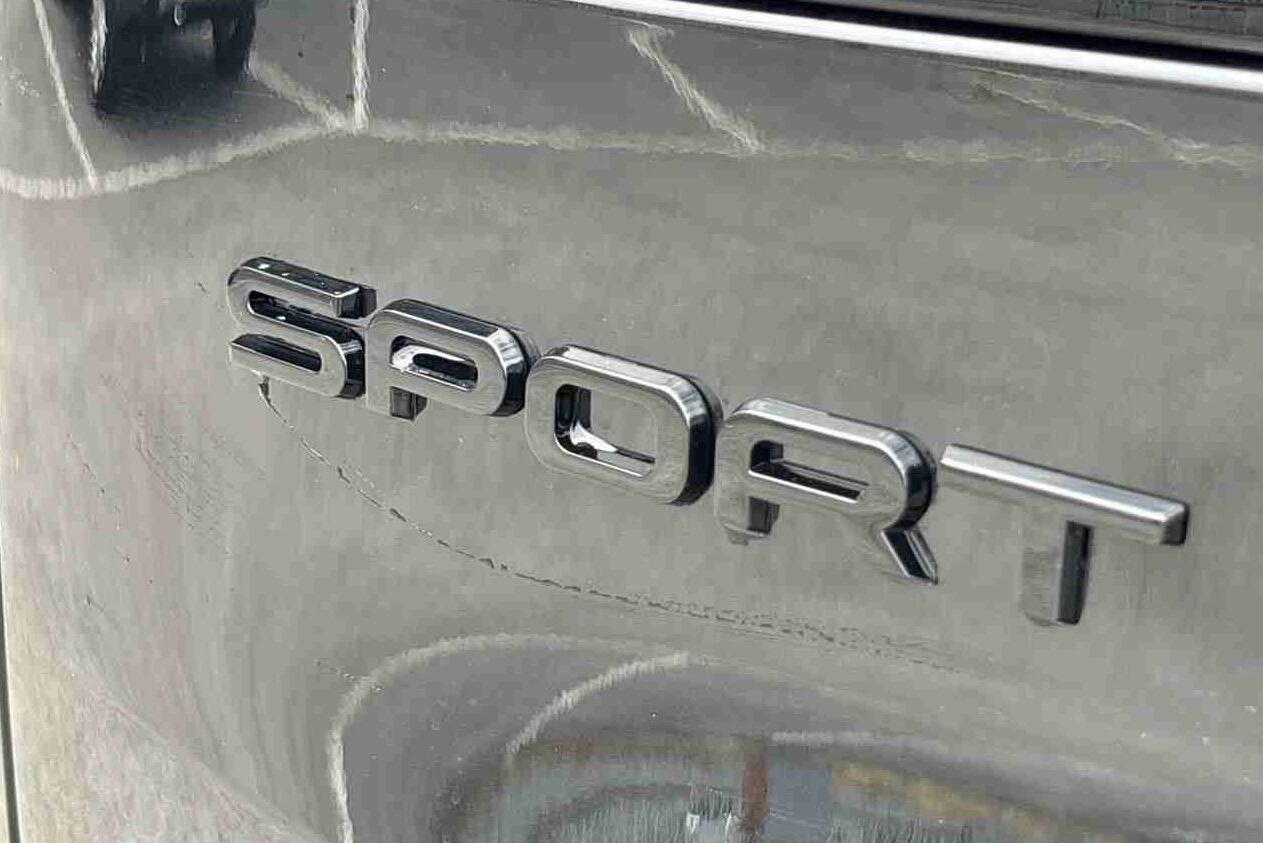 Land Rover Range Rover Sport view 23