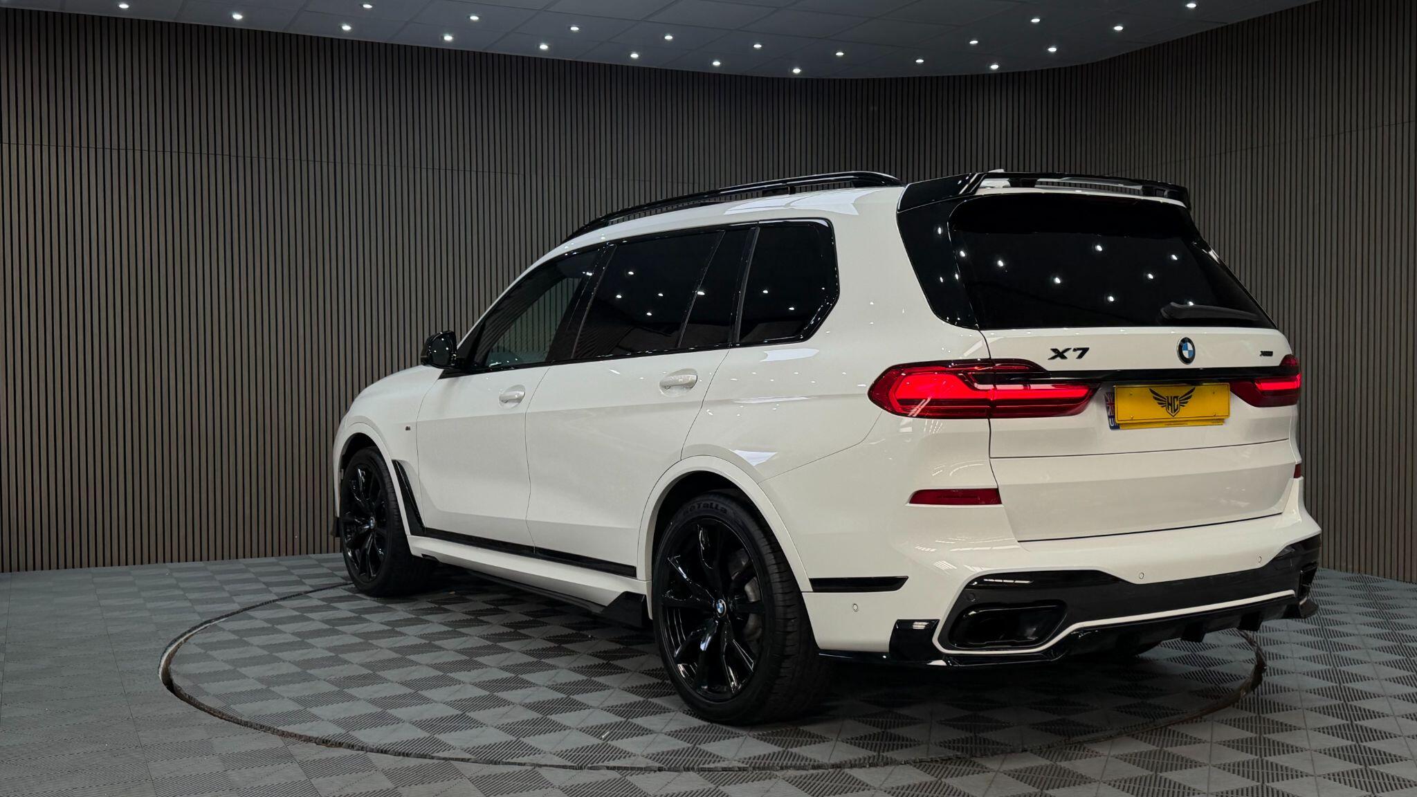 BMW X7 view 48