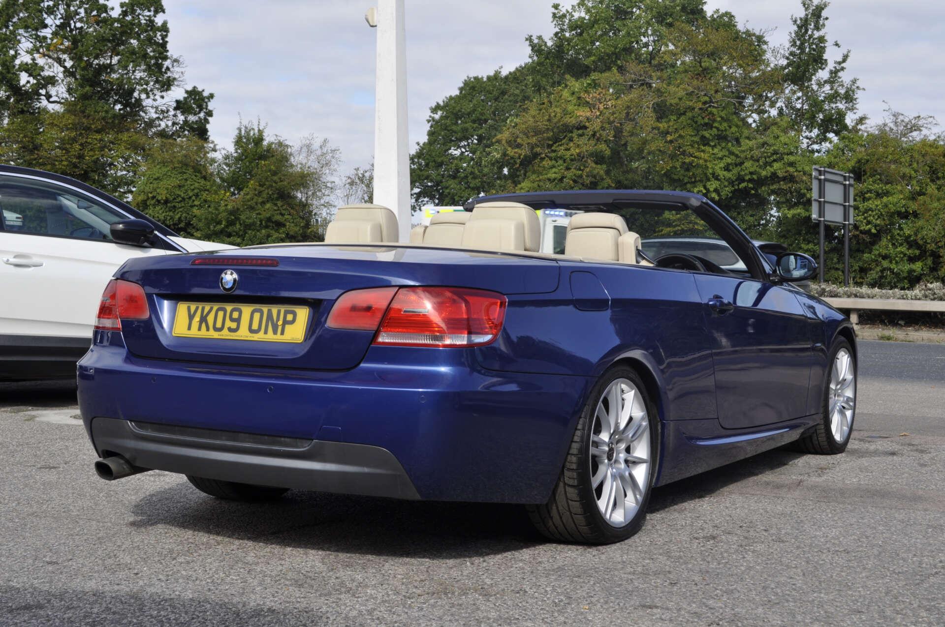 BMW 3 Series view 6