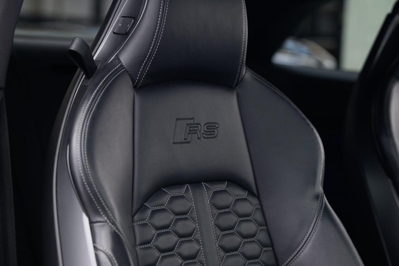 Audi RS5 view 16