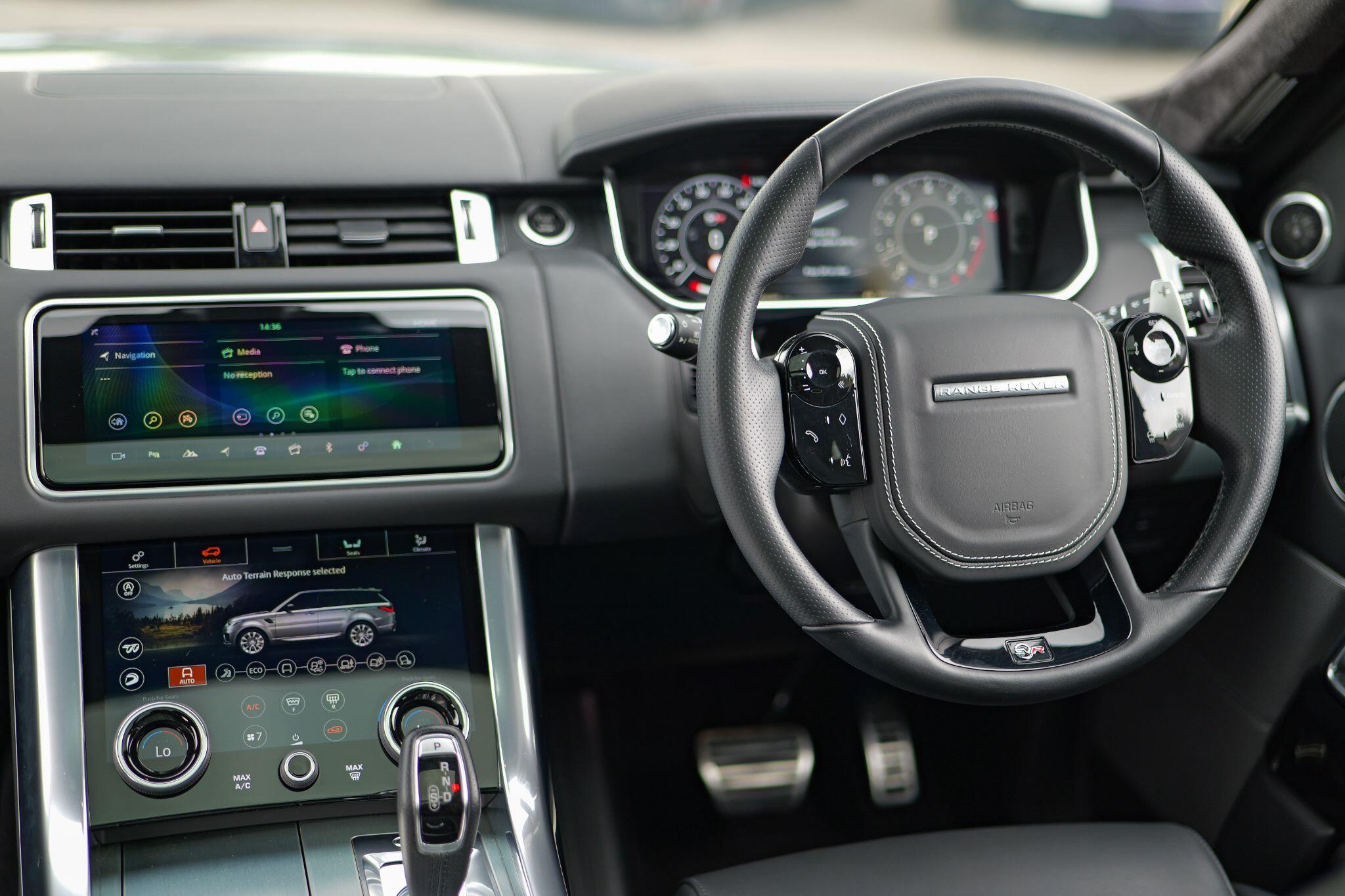 Land Rover Range Rover Sport view 16