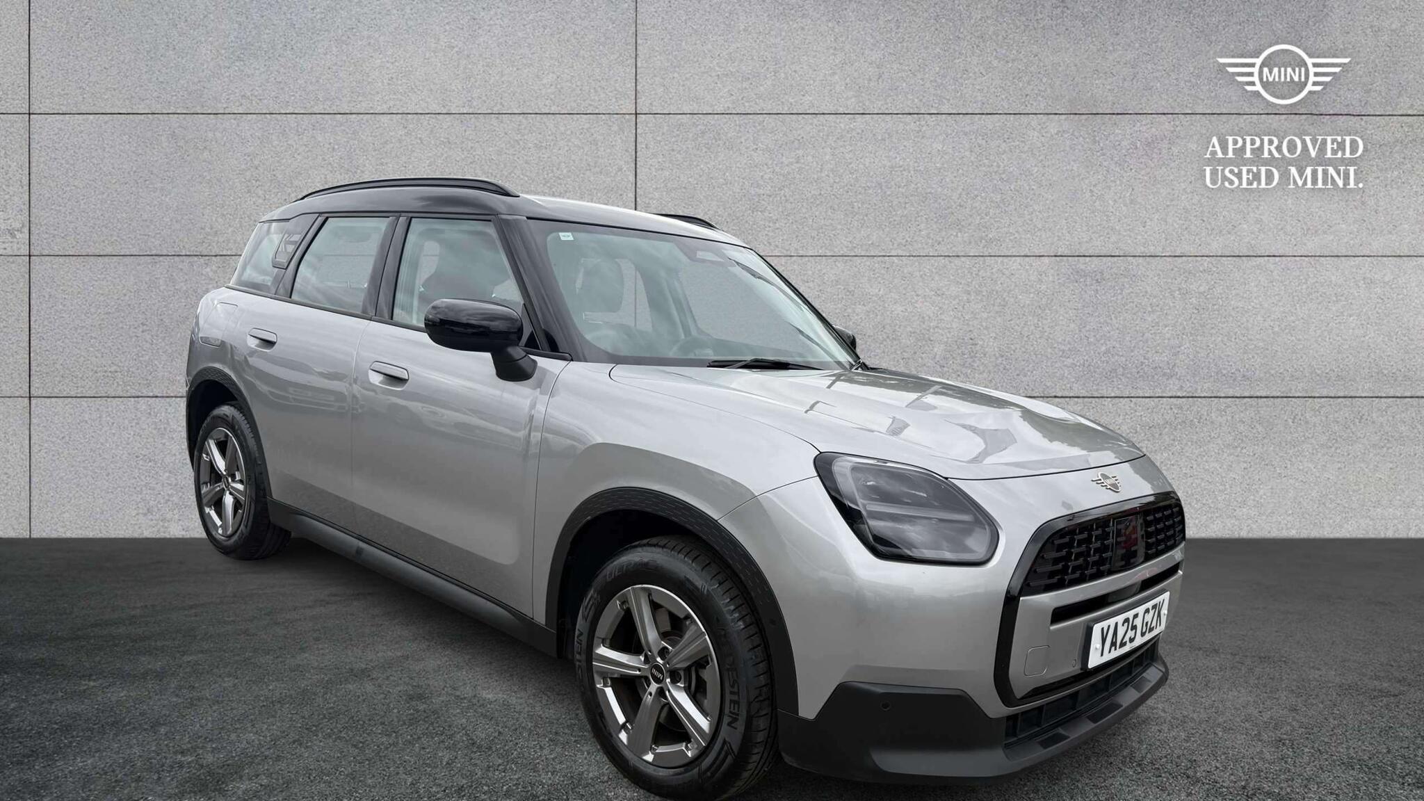 2025 MINI COUNTRYMAN