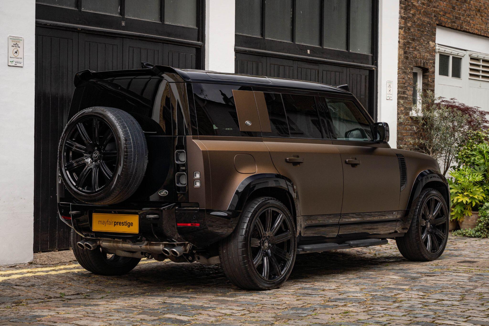 Land Rover Defender view 20