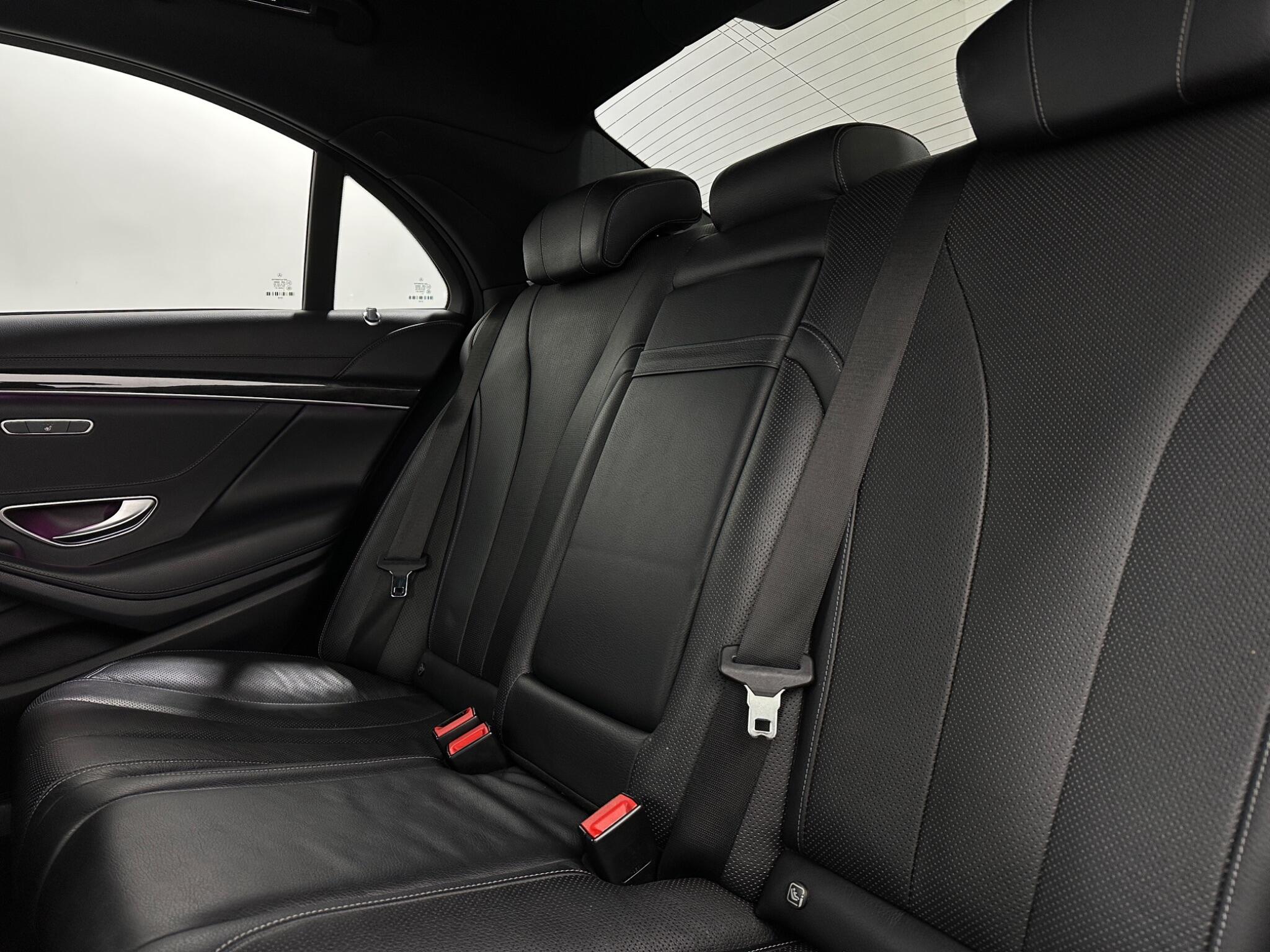 Mercedes-Benz S-Class view 42