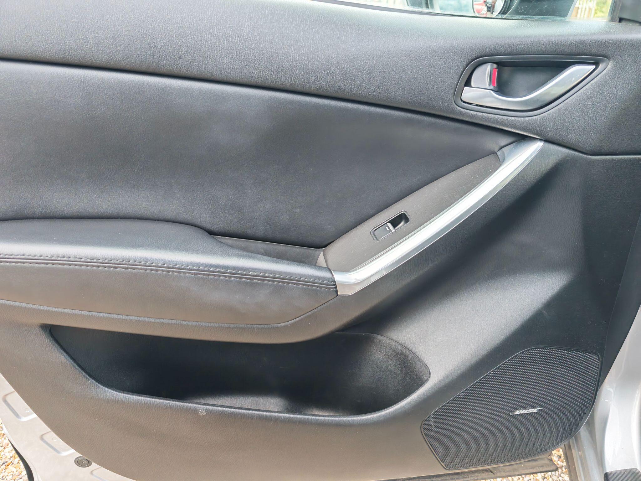Mazda CX-5 view 40
