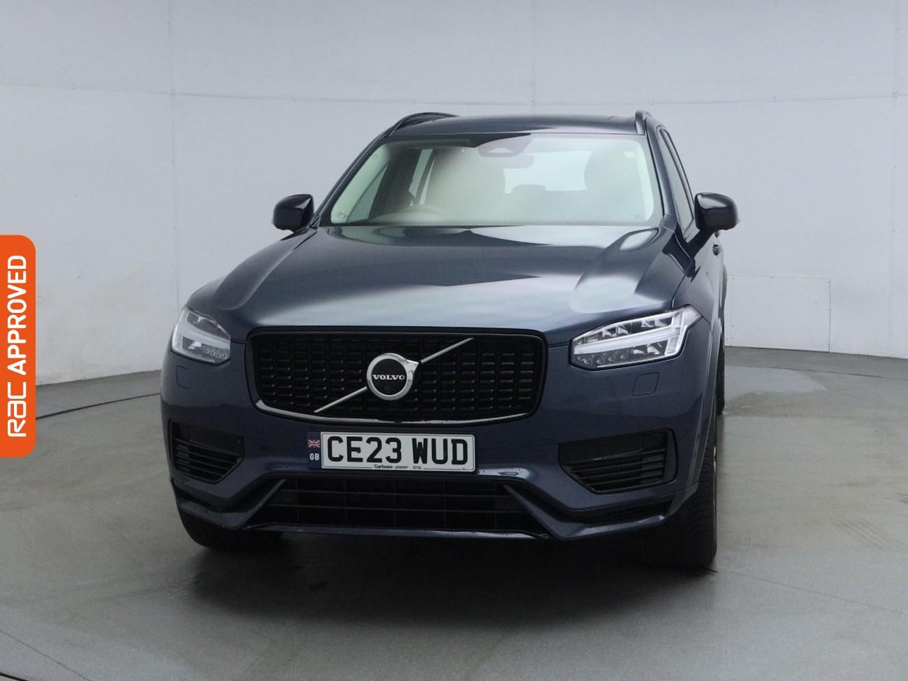 Volvo XC90 view 8