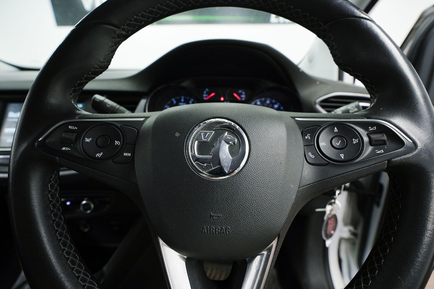 Vauxhall Crossland X view 24