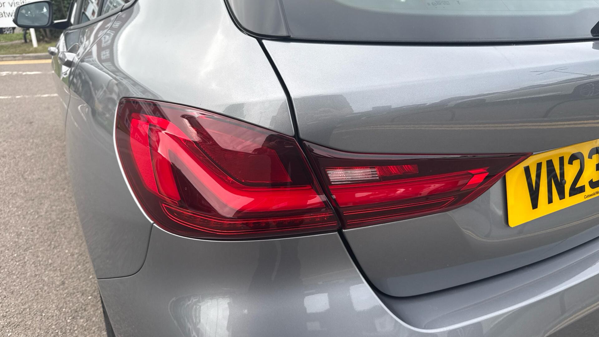 BMW 1 Series view 22