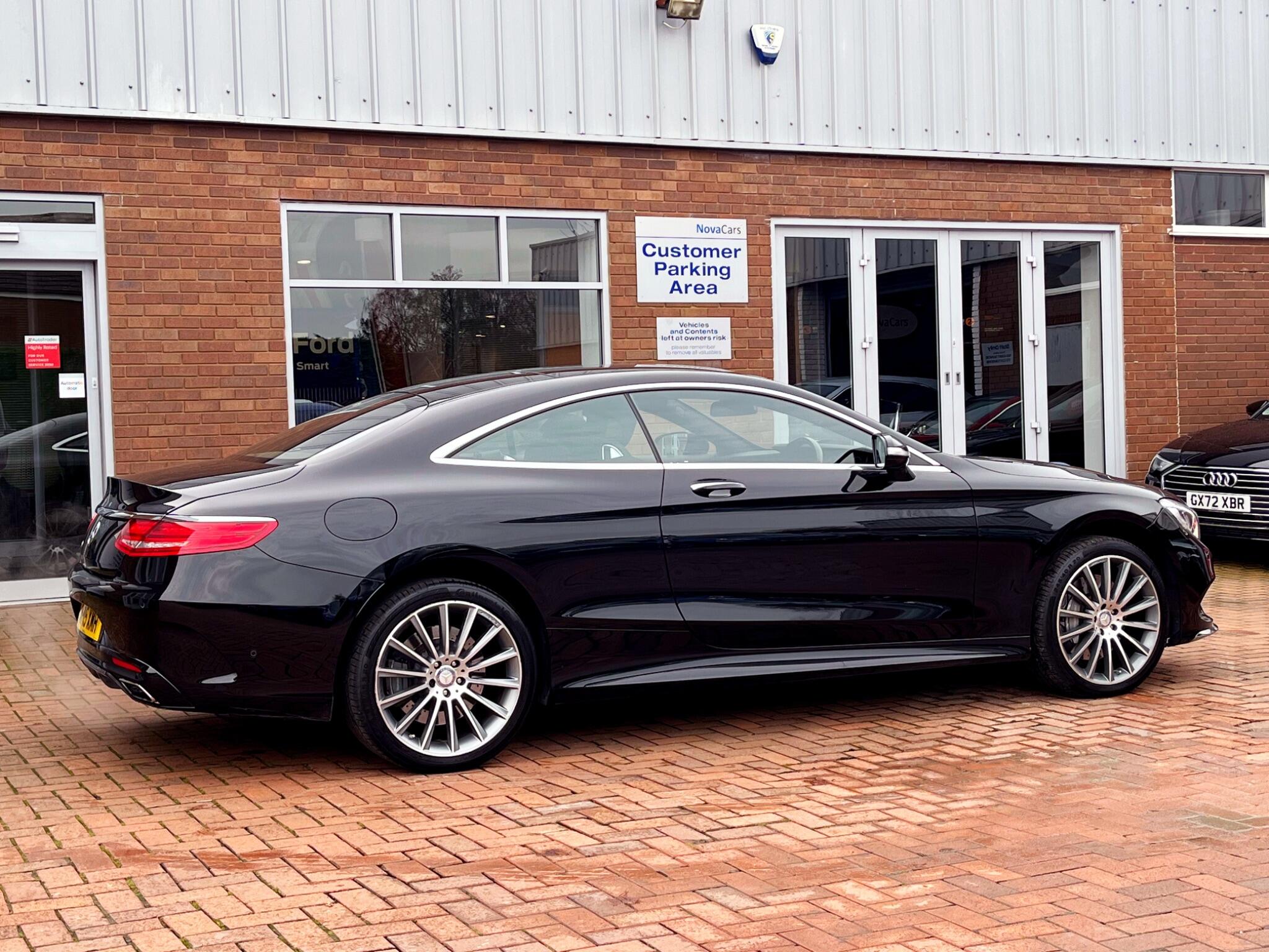 Mercedes-Benz S-Class view 18