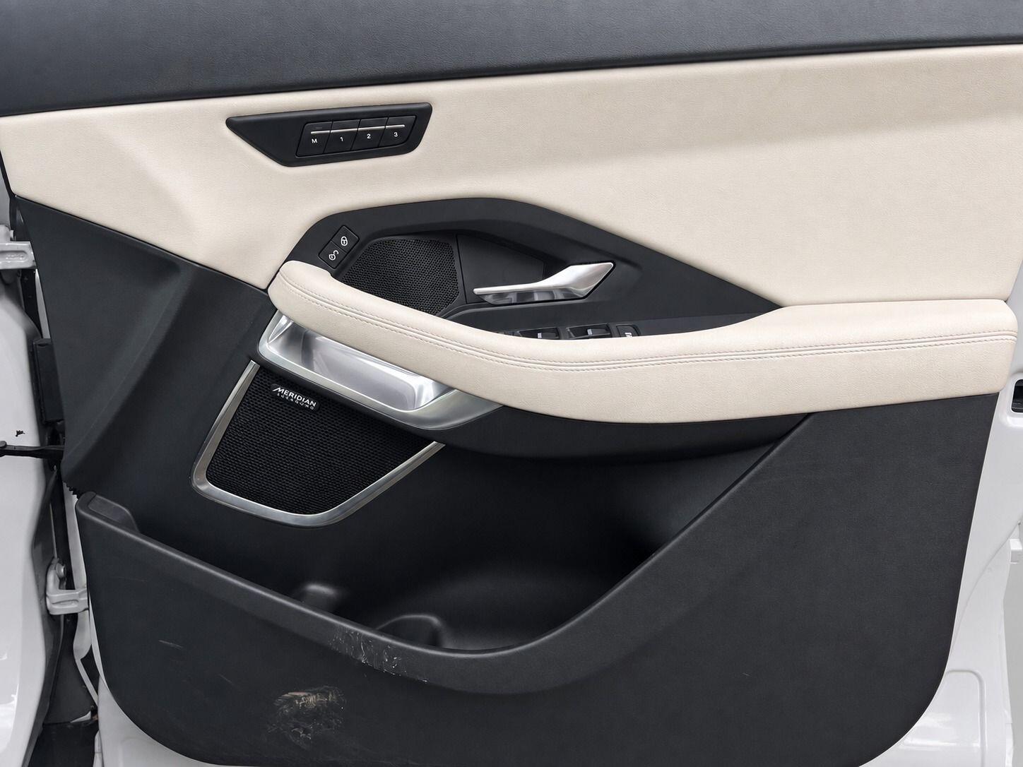 Jaguar E-Pace view 16