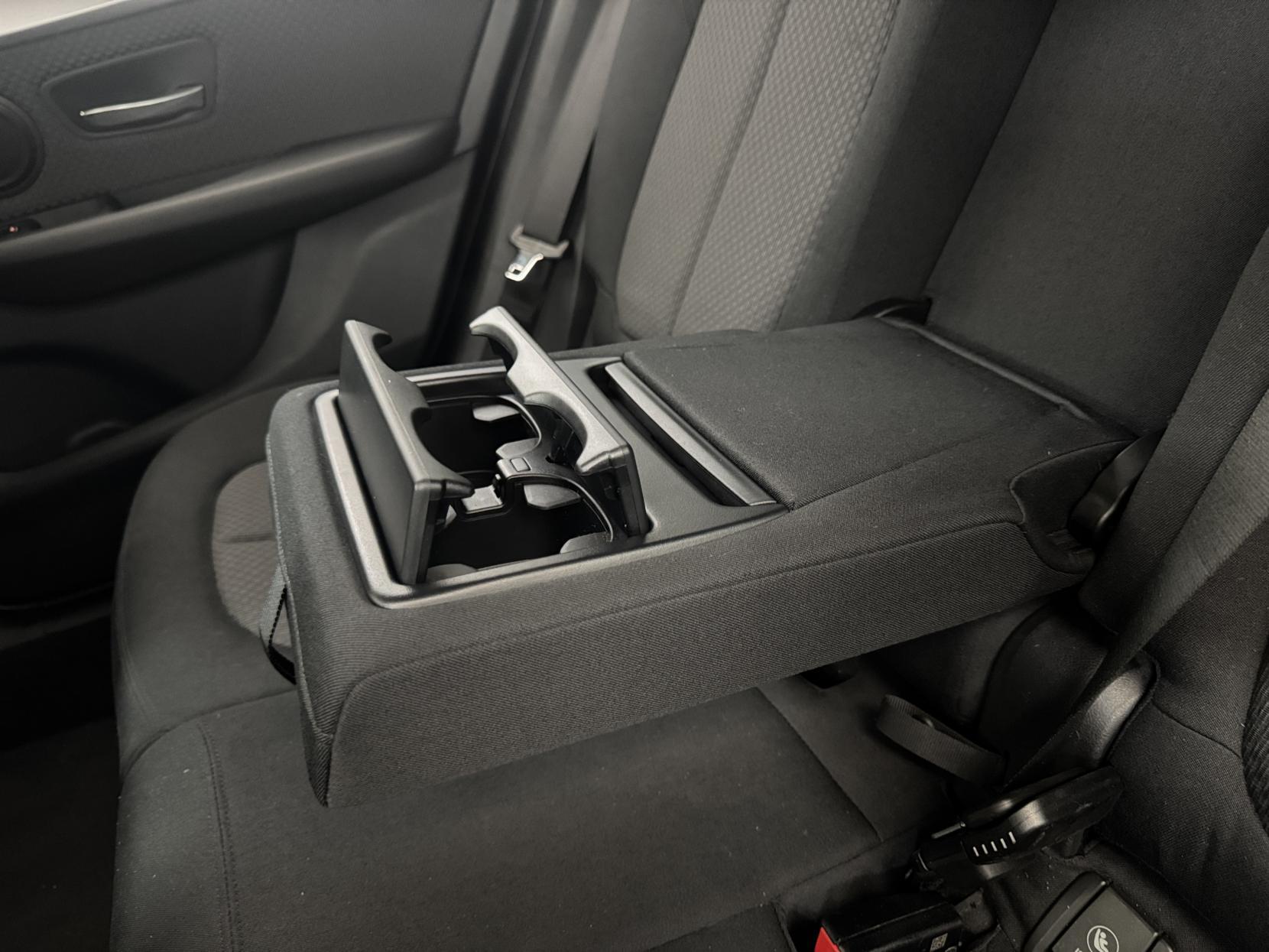 BMW 2 Series Active Tourer view 76