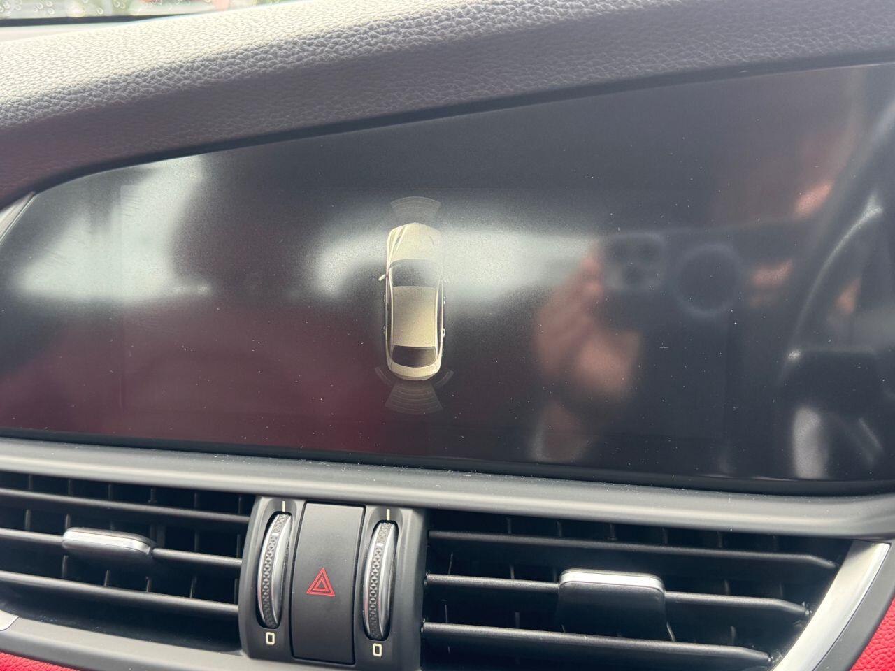 Alfa Romeo Giulia view 32
