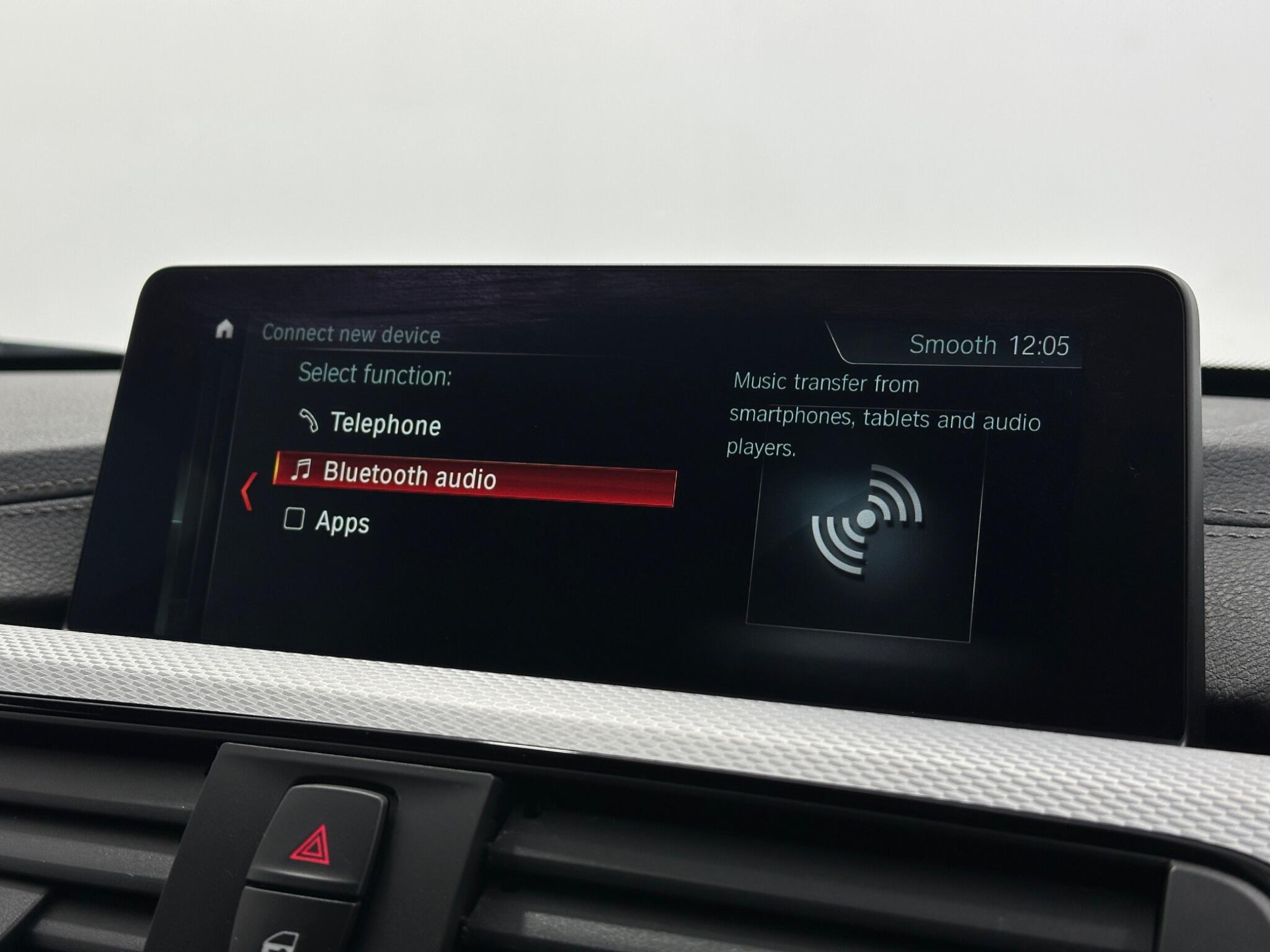 BMW 3 Series view 25