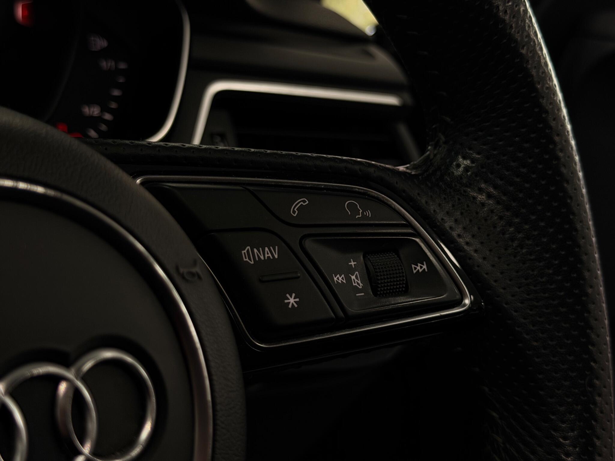 Audi A4 view 25