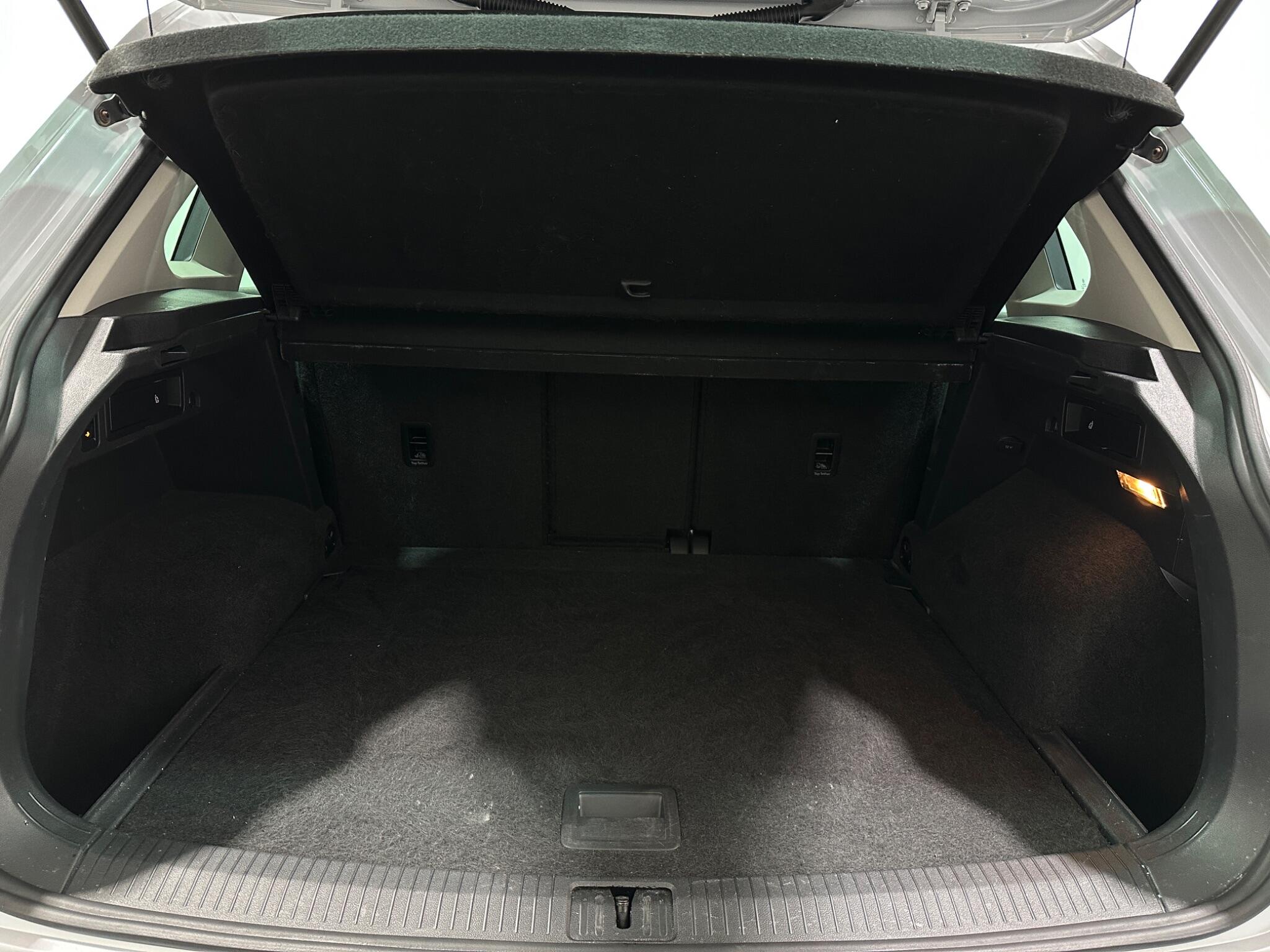 Volkswagen Tiguan view 47