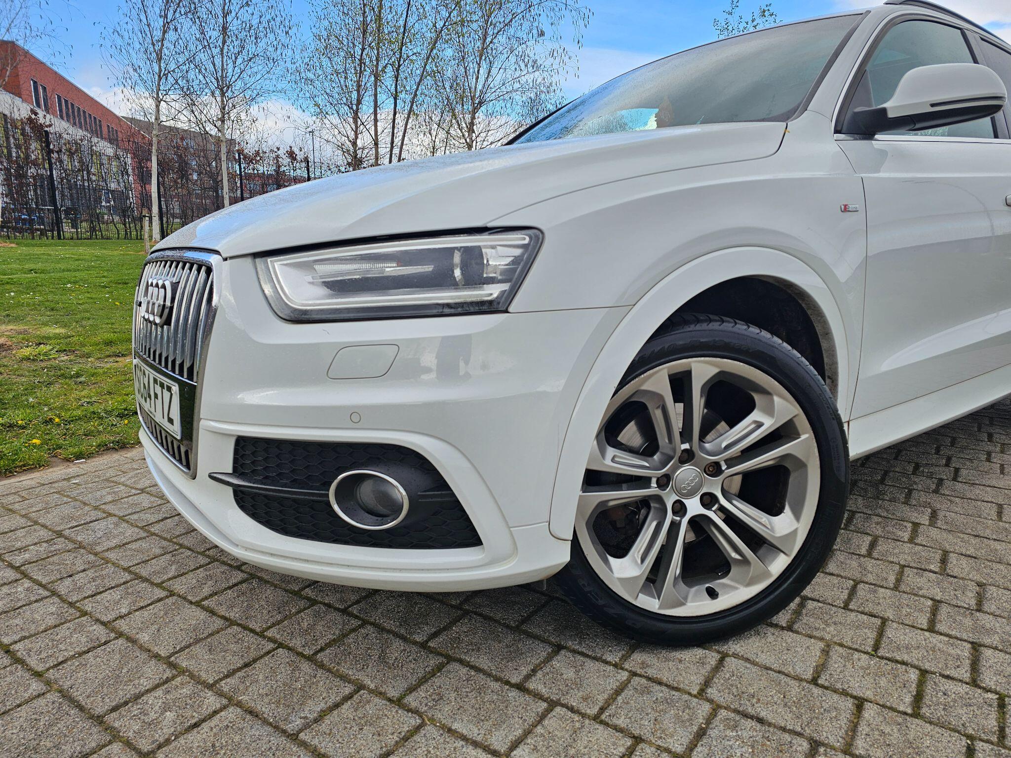 Audi Q3 view 36