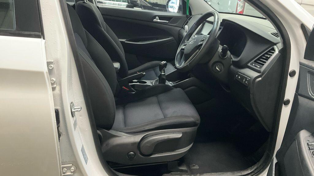 Hyundai Tucson view 13