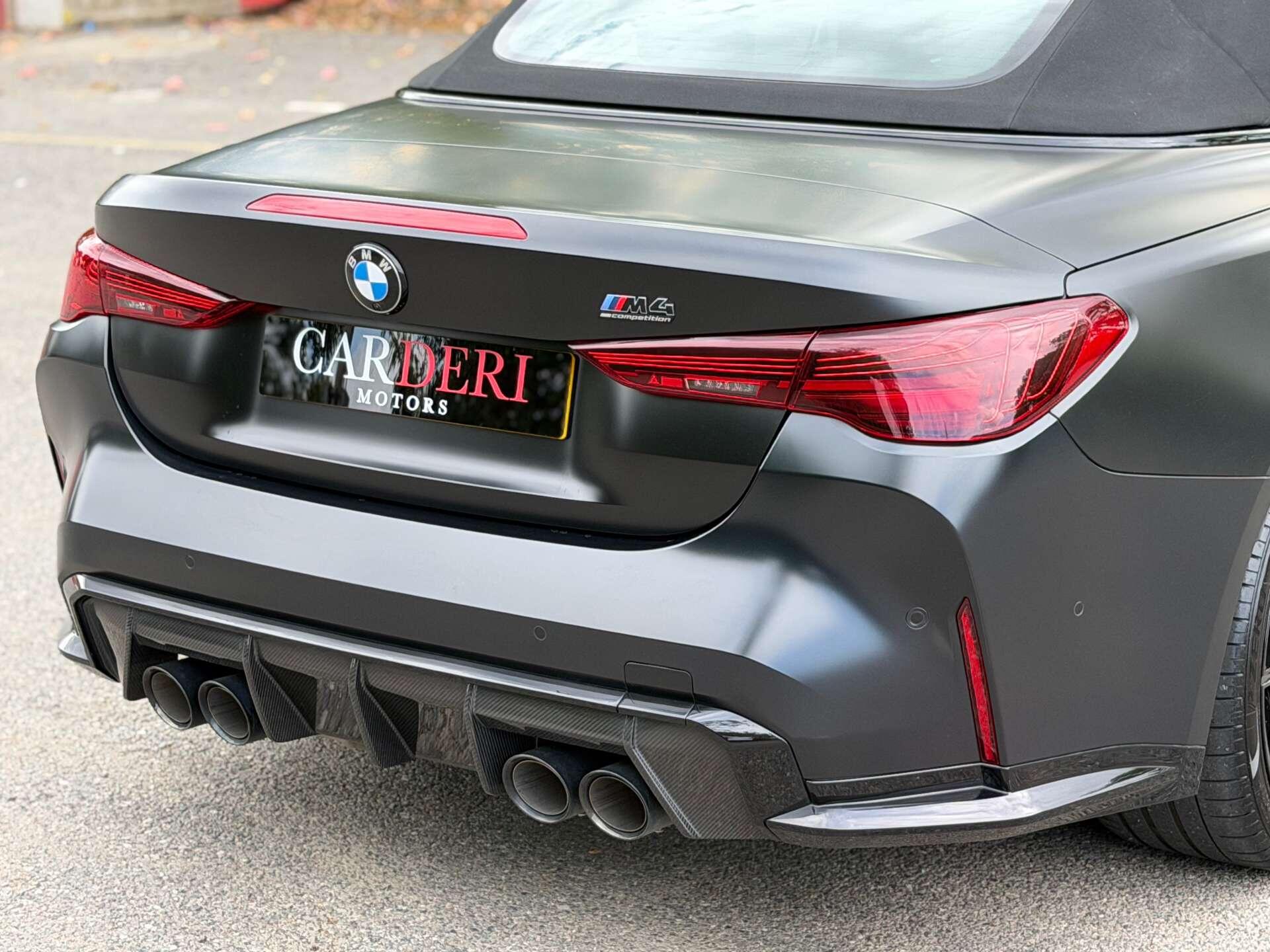 BMW M4 view 21
