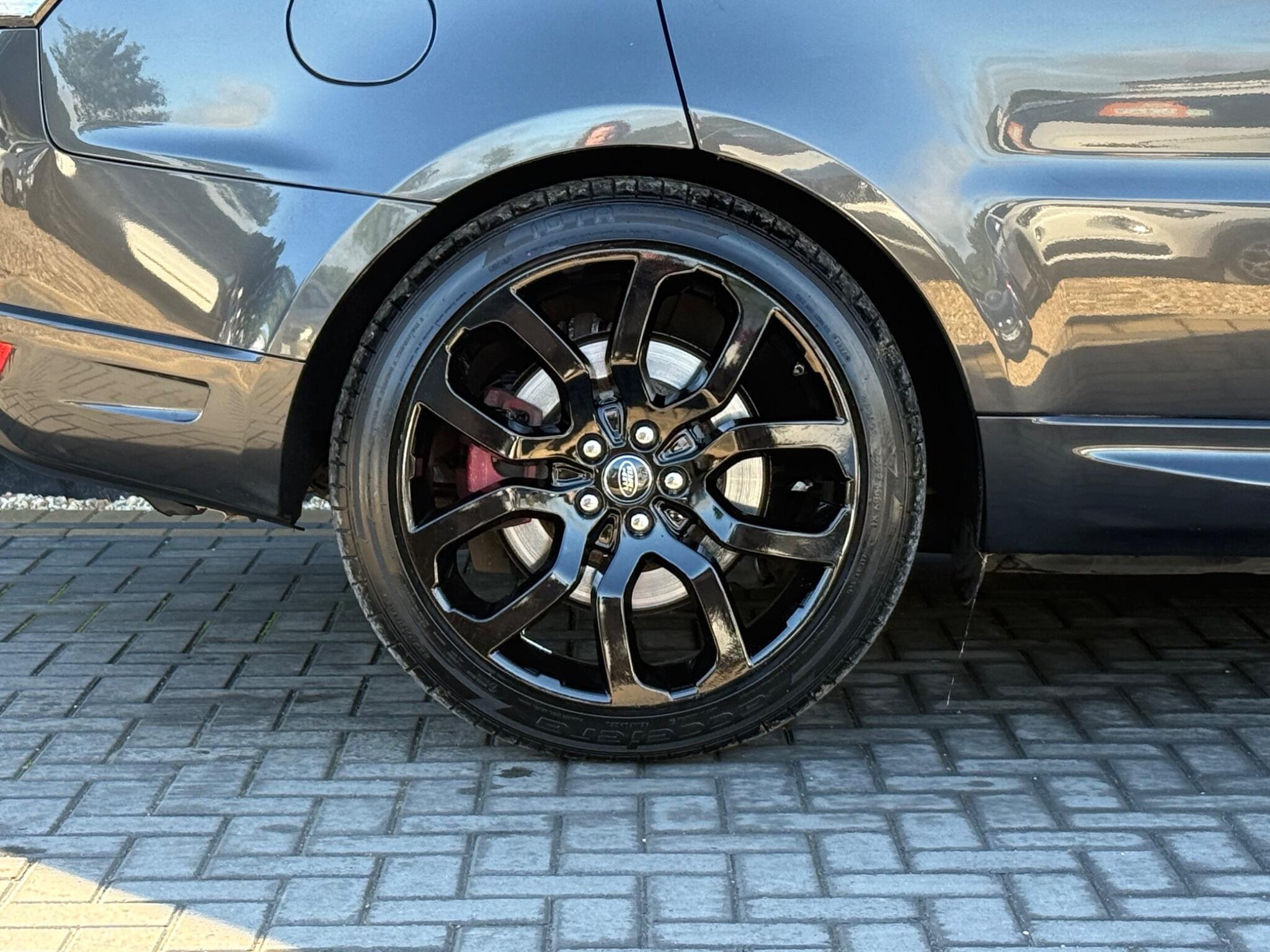 Land Rover Range Rover Sport view 14