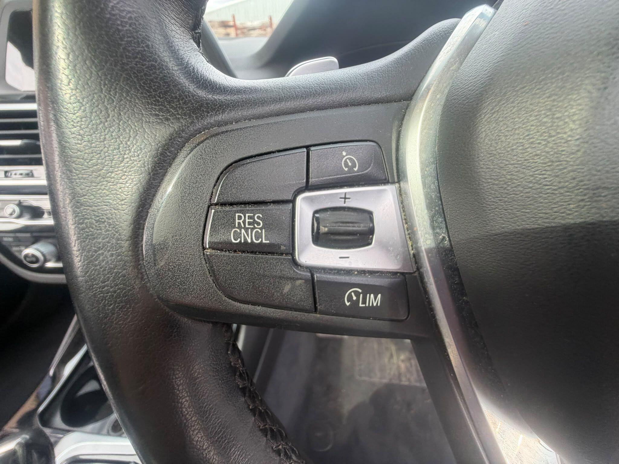 BMW X3 view 22