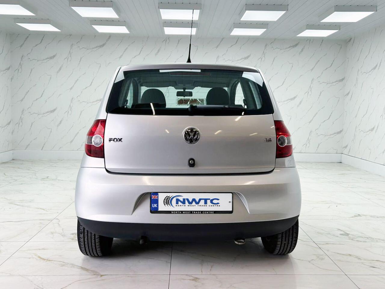 Volkswagen Fox view 10