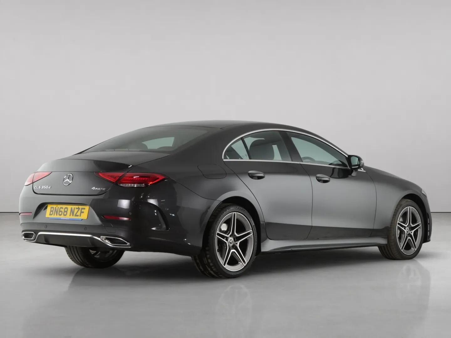 Mercedes-Benz CLS view 8