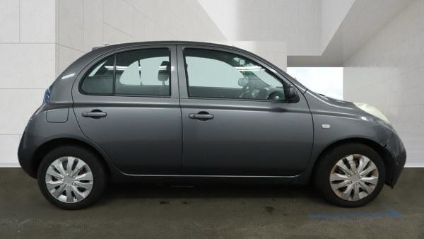 Nissan Micra view 3
