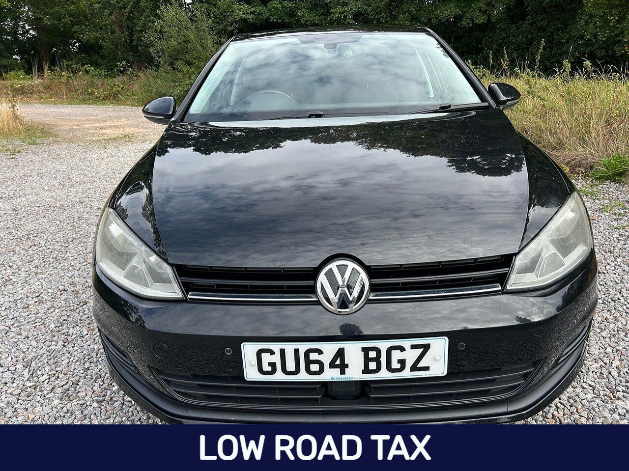 Volkswagen Golf view 4