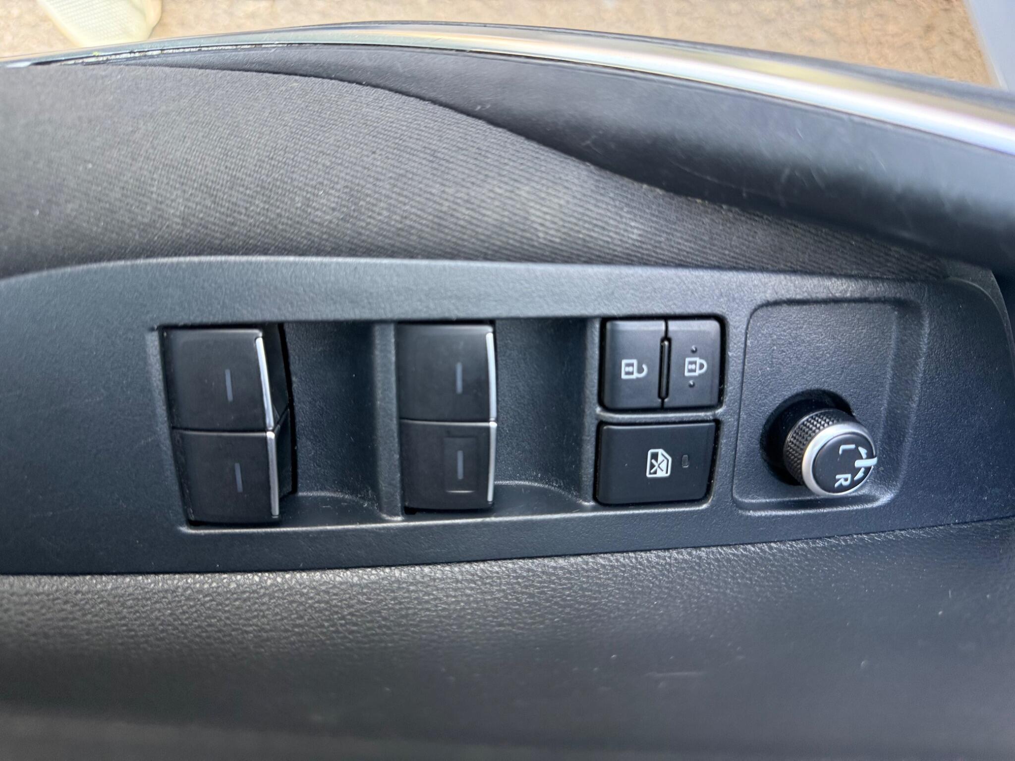 Toyota Corolla view 19