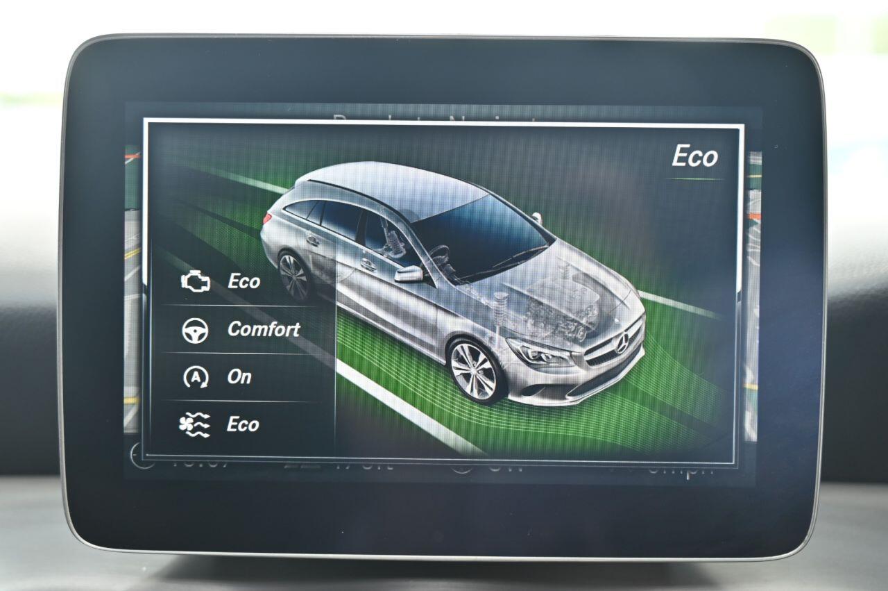 Mercedes-Benz Cla view 28