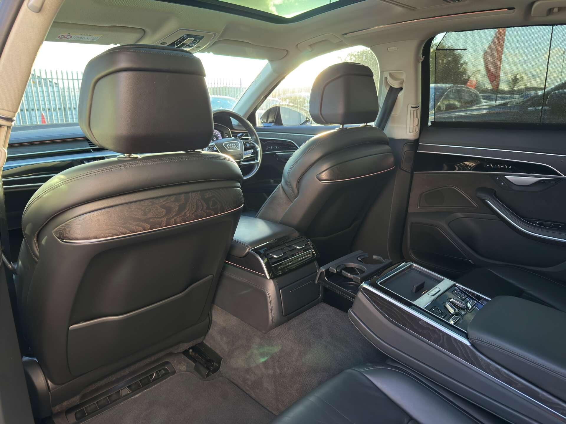 Audi A8 view 44