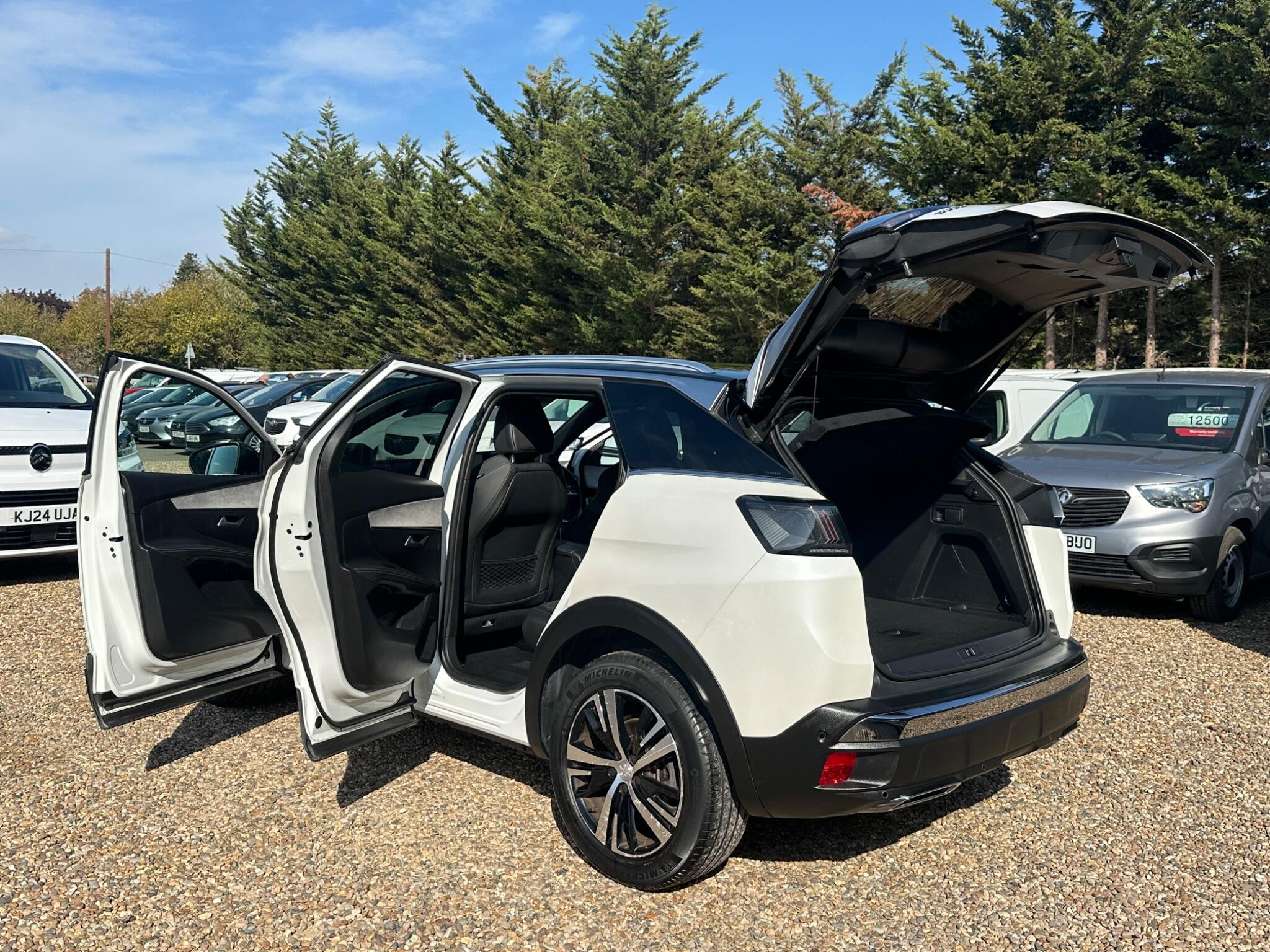 Peugeot 3008 view 22