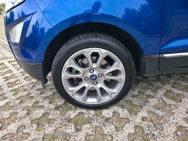 Ford Ecosport view 53