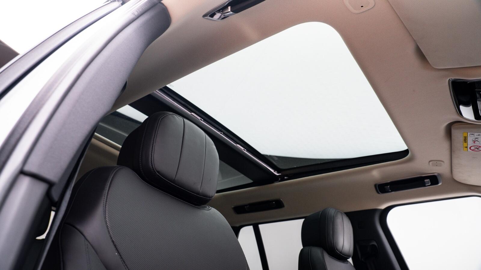 Land Rover Range Rover view 7