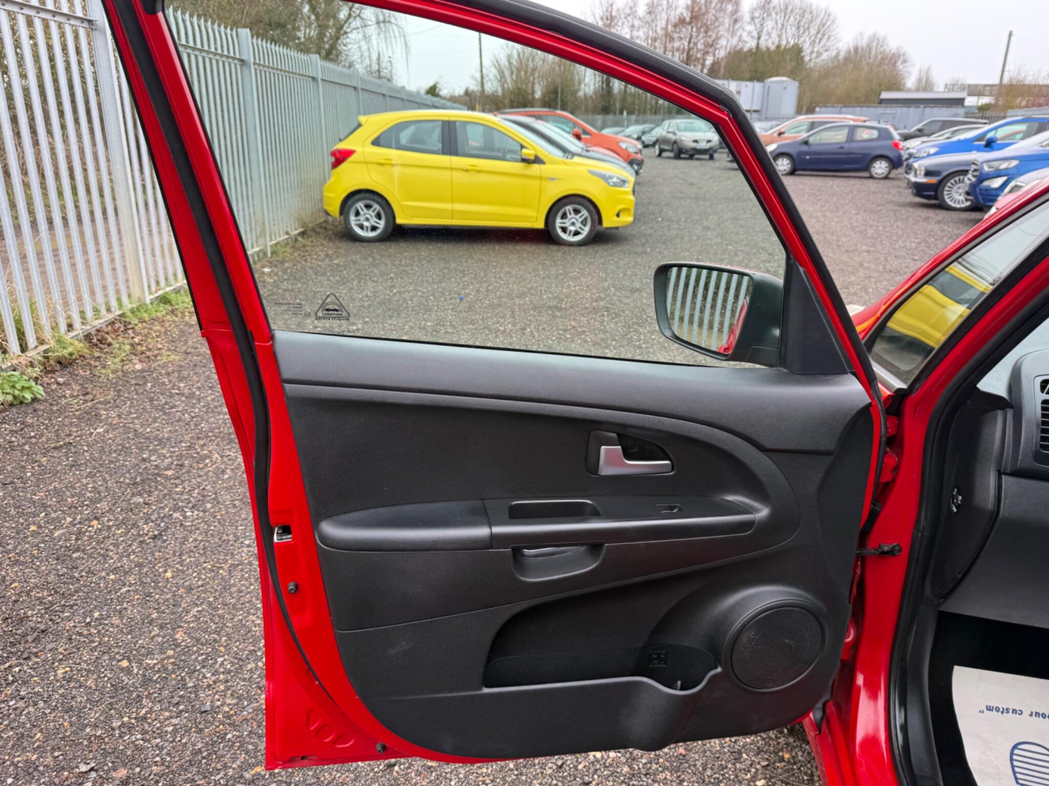 2010 Kia Venga image 32