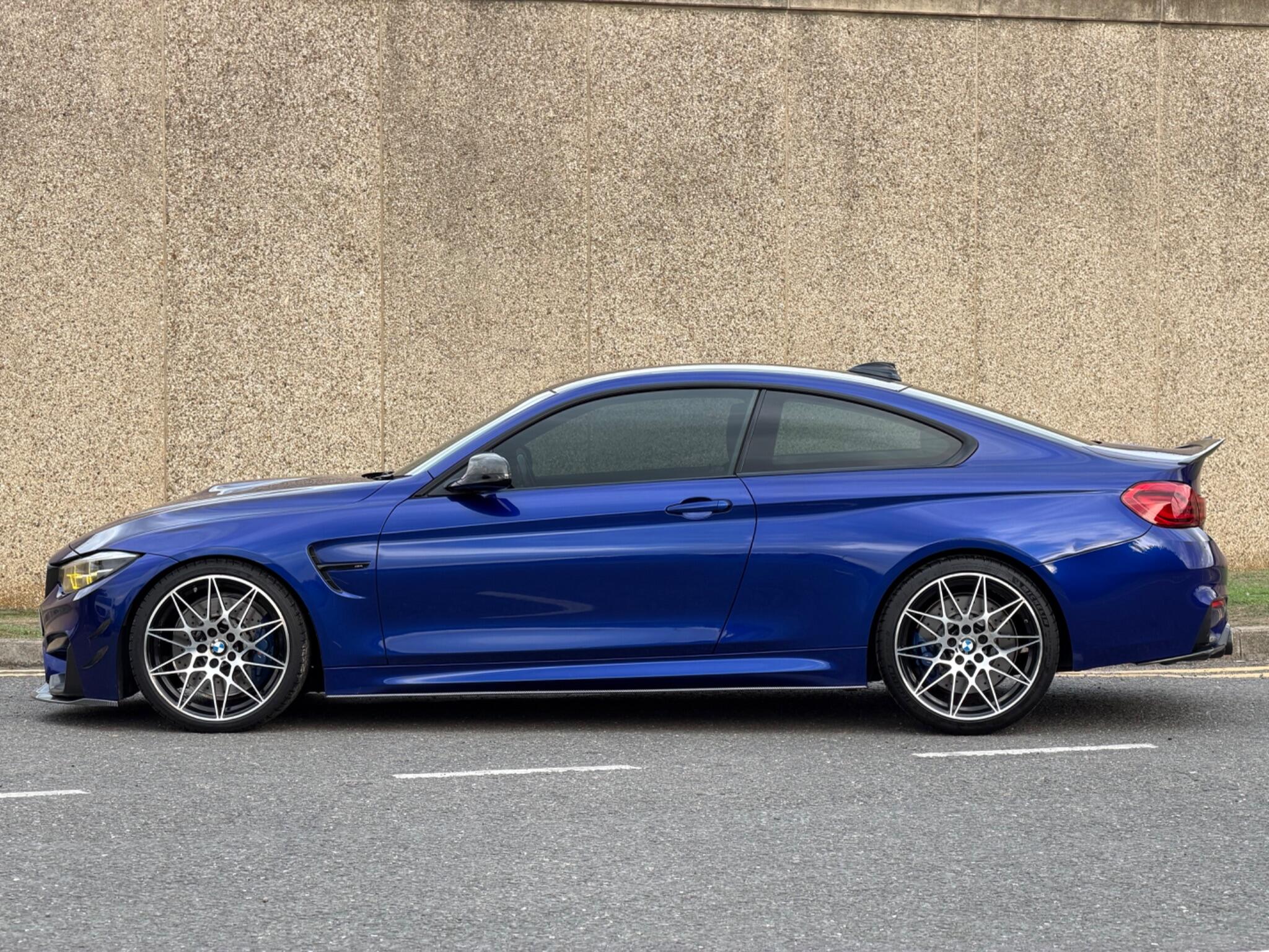 BMW M4 view 10
