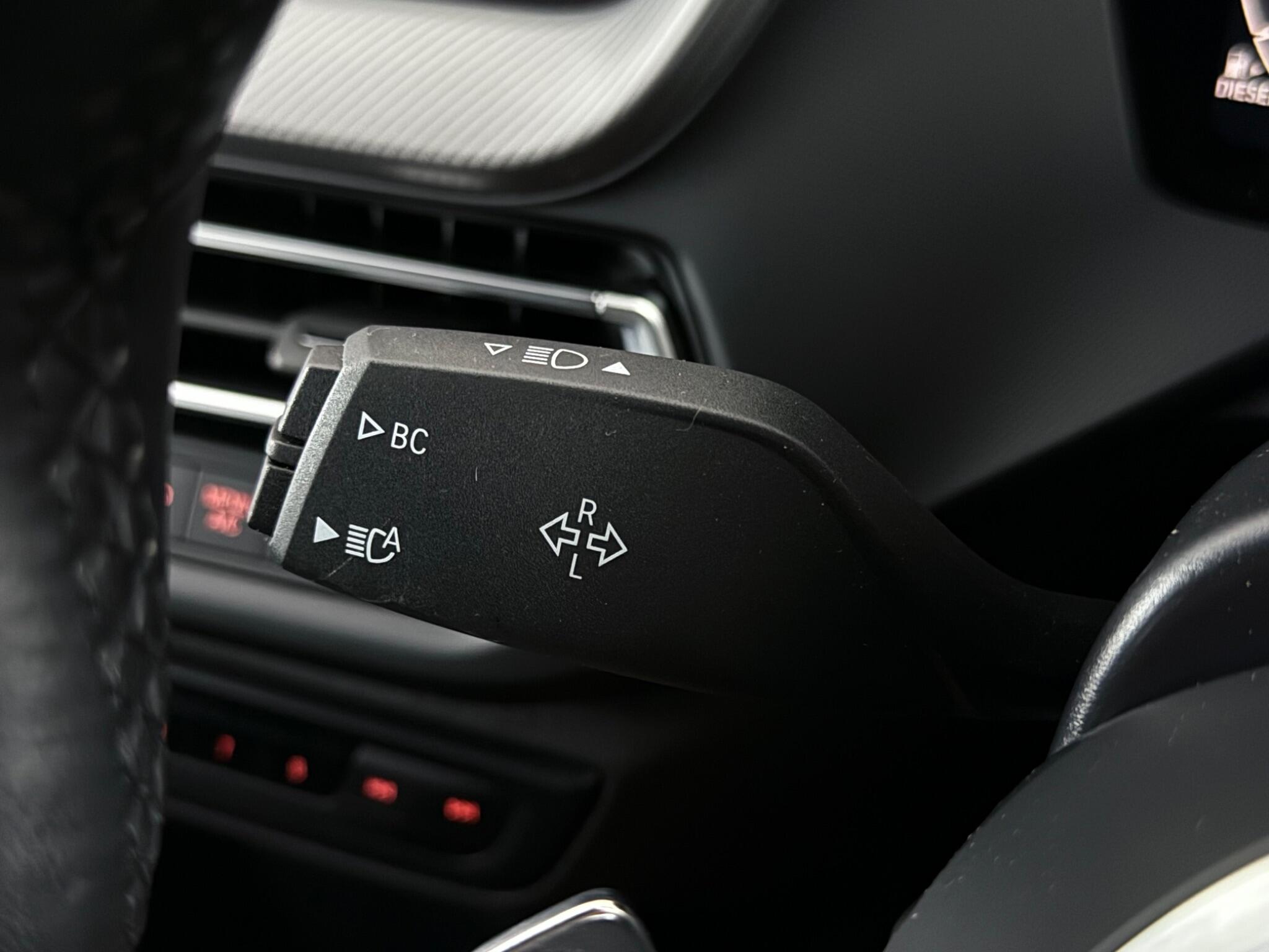 BMW 1 Series view 16