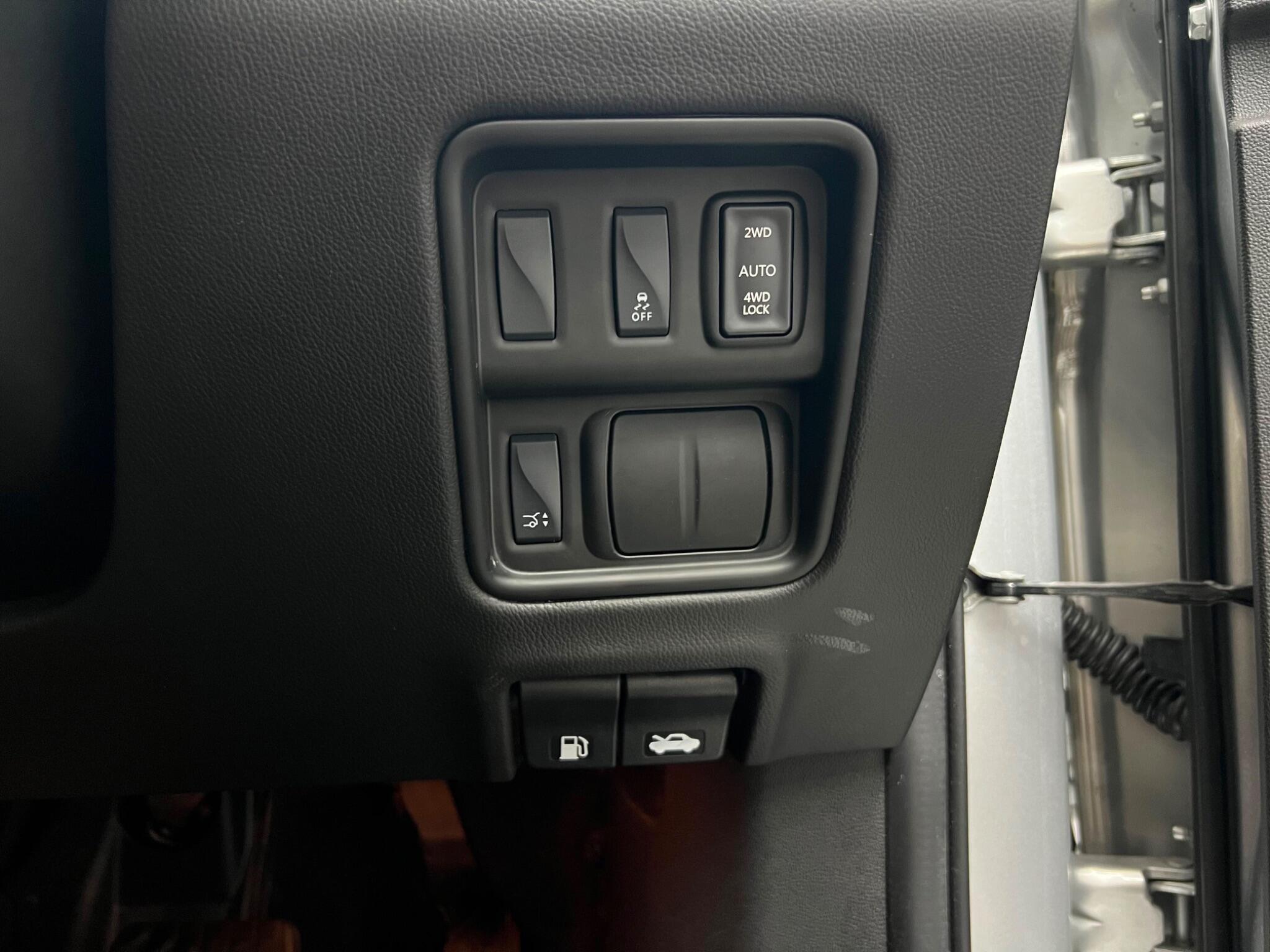 Renault Koleos view 16